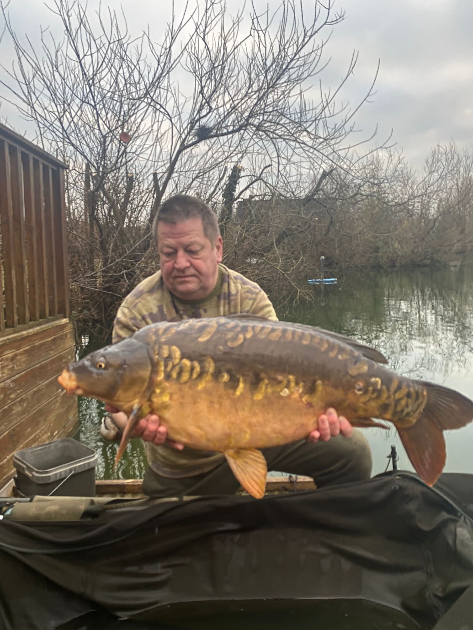 Lee Pearce lands the 3rd 40lb+ Carp of the year Cherry Lakes